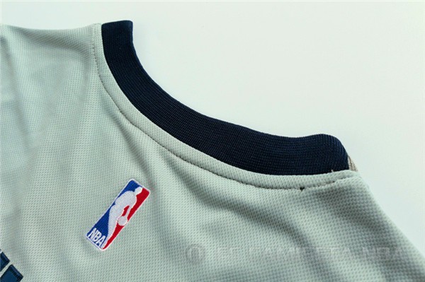 Camiseta Drummond #0 Detroit Pistons Gris - Haga un click en la imagen para cerrar